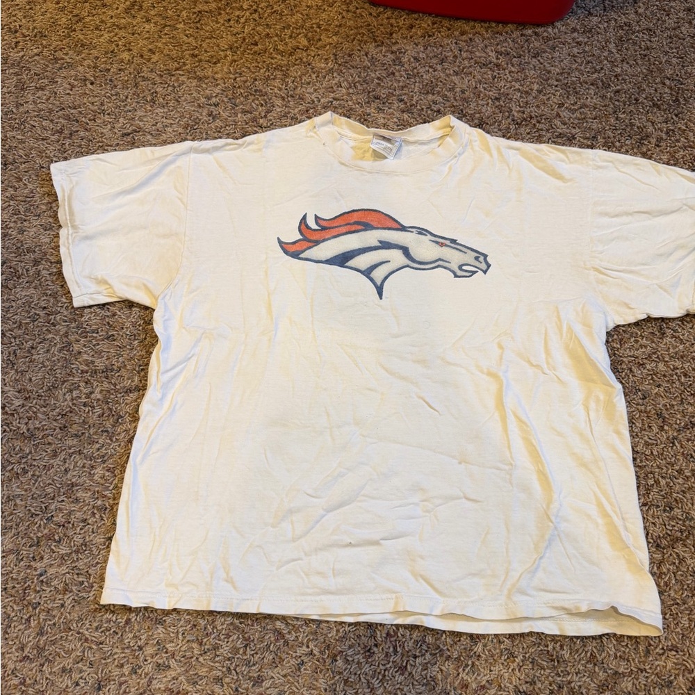 White T-Shirt with Denver Broncos Logo